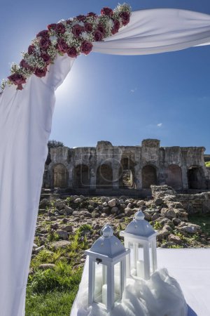 Téléchargez les photos : Couple de mariage à la plage à Cyprus - en image libre de droit