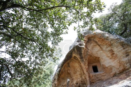 Téléchargez les photos : Grotte en Cappadoce - en image libre de droit