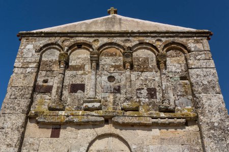 Téléchargez les photos : Église romane de San Nicola di Trullas - Semestene (Sassari) - Sardaigne - en image libre de droit