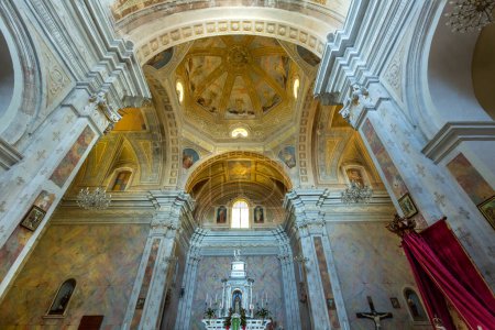 Foto de Interior de la Iglesia de San Michele - Nurri - Cerdeña - Imagen libre de derechos