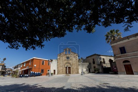 Foto de Iglesia de Nuestra Señora del Pilar y Ayuntamiento de Villamassargia, Cerdeña - Imagen libre de derechos