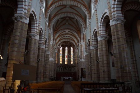 Photo for Albi, France - April 2023 - Vaulted choir and colorful glass stained windows at the end of the nave, inside Saint-Joseph's Church, which was built in the late 19th century on Montebello Boulevard - Royalty Free Image