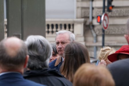 Foto de Toulouse, Francia - Abril 2023 - El alcalde de Toulouse Jean-Luc Moudenc participa en una conmemoración en el Día de Yom Hashoah, en el Memorial del Holocausto, con la comunidad judía francesa - Imagen libre de derechos