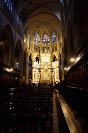 Téléchargez les photos : Toulouse, France - janvier 2020 - à l'intérieur de la cathédrale Saint-Etienne - en image libre de droit