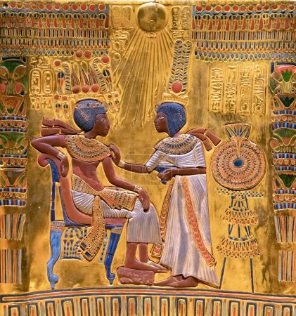 Photo for Tutankhamun and his queen lighted by the sun, from the tomb of the pharaoh - Royalty Free Image