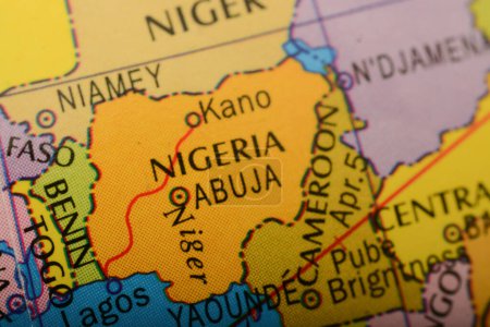 Nigeria ist ein Land in Westafrika. Die Hauptstadt Nigerias ist Abuja, während die größte Stadt Lagos ist