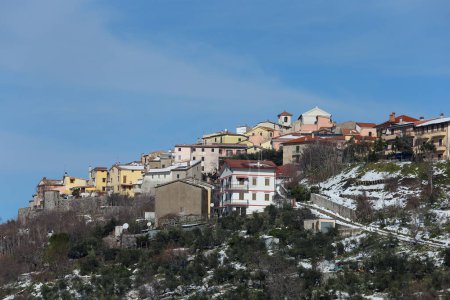 Téléchargez les photos : Campodimele, Italy - January 24, 2023: View of the village famous for being the town of longevity in the province of Latina - en image libre de droit