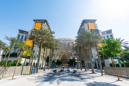 Téléchargez les photos : Dubaï, Émirats arabes unis. 29 novembre 2022 : parc des expositions dubai. divers pavillons sur expo 2020 - en image libre de droit