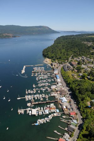 Photographie aérienne de Cowichan Bay, île de Vancouver, Colombie-Britannique, Canada.