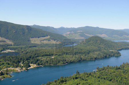 Cowichan Lake, Vancouver Island Luftaufnahmen, British Columbia, Kanada.