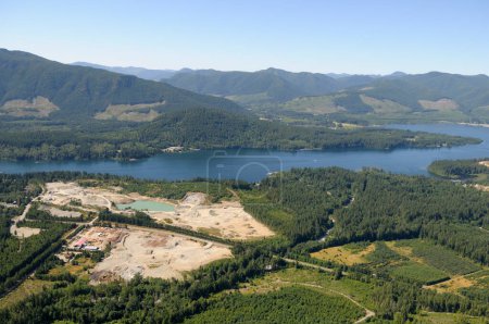 Cowichan Lake, Vancouver Island Luftaufnahmen, British Columbia, Kanada.