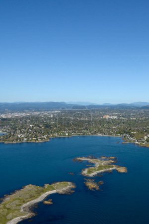 Luftaufnahme des Victoria Golf Club mit dem Trial Islands Ecological Reserve im Vordergrund und Oak Bay, Victoria, Vancouver Island, British Columbia, Canad