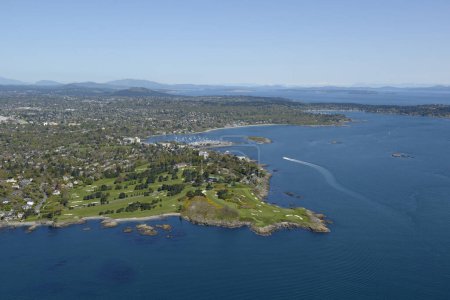 Luftaufnahme des Victoria Golf Club mit Oak Bay und Cadboro Bay im Hintergrund, 1110 Beach Drive, Oak Bay, Victoria, Vancouver Island, British Columbia, Canad