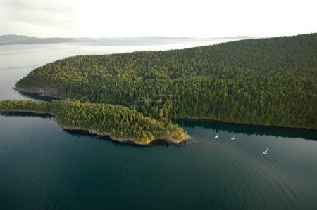 Foto de Narvaez Bay, Gulf Islands National Park Reserve of Canada, Saturna Island, British Columbia, Canadá. - Imagen libre de derechos