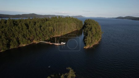 Luftaufnahme von Conover Cove, Wallace Island Marine Provincial Park, Golfinseln, British Columbia, Kanada.