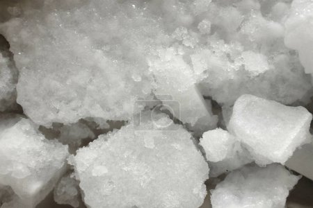 Foto de Cristales de hielo del congelador en nevera - Imagen libre de derechos