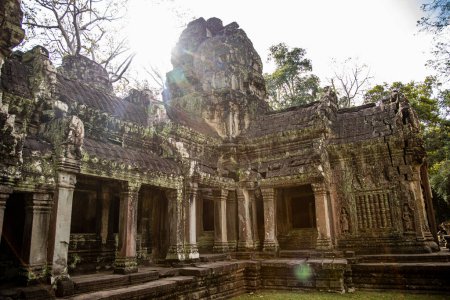 Foto de Antiguas ruinas del templo en las selvas de Siem Reap, Camboya - Imagen libre de derechos
