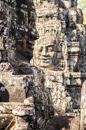 Foto de Antiguas ruinas del templo en las selvas de Siem Reap, Camboya - Imagen libre de derechos