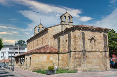 Téléchargez les photos : Eglise Santa Maria de la Oliva, XIIIe siècle, Villaviciosa, Asturies, Espagne, Europe - en image libre de droit
