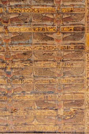 Téléchargez les photos : Murs de soulagement dans le temple de Philae Egypte - en image libre de droit