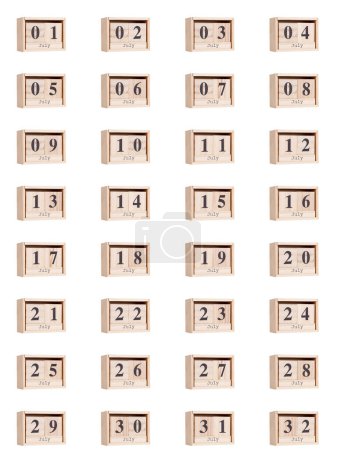 Foto de Calendario de madera, conjunto de fechas para el mes de julio 01-32, png sobre fondo transparente, blanco, primer plano - Imagen libre de derechos