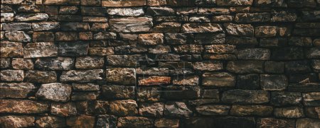 Téléchargez les photos : Pile de pierres forme un mur décoratif - en image libre de droit