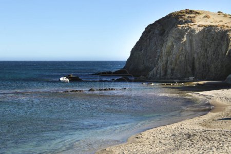 Foto de Costa de Isleta del Moro pueblo en Cabo de Gata, Almería, España - Imagen libre de derechos