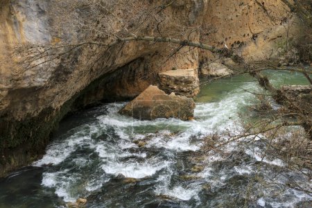 Téléchargez les photos : Le détroit de Priego et la rivière Escabas dans la région de Cuenca, Espagne - en image libre de droit