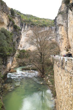 Téléchargez les photos : Le détroit de Priego et la rivière Escabas dans la région de Cuenca, Espagne - en image libre de droit