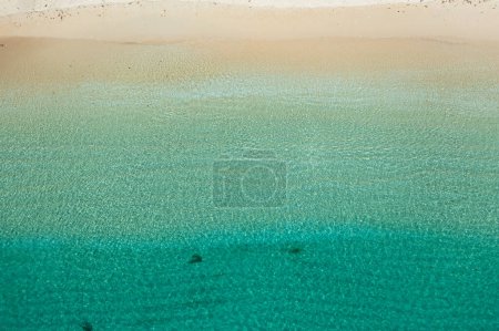 Téléchargez les photos : Tropical landscape with a beautiful beach in the blue water. Pagudpud, Ilocos Norte Philippines - en image libre de droit