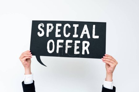 Leyenda conceptual Oferta especial, Visión general del negocio que vende el producto o servicio a un precio más bajo para atraer al cliente