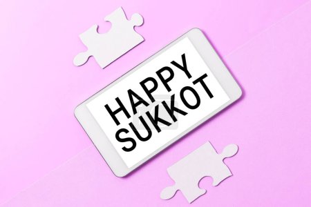 Foto de Texto a mano Happy Sukkot, escaparate de negocios Irlanda celebración verde amuletos de la suerte y tréboles - Imagen libre de derechos