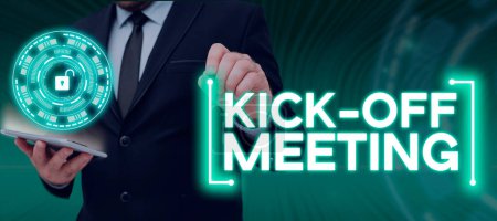 Téléchargez les photos : Présentation conceptuelle Kick Off Meeting, Business approach première rencontre avec l'équipe du projet et le client - en image libre de droit