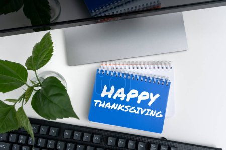Téléchargez les photos : Texte manuscrit Joyeux Thanksgiving, Photo conceptuelle Fête nationale de la récolte célébrée en novembre - en image libre de droit