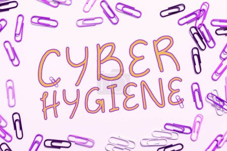 Téléchargez les photos : Légende conceptuelle Cyber Hygiene, Business présente les mesures que les utilisateurs d'ordinateurs prennent pour améliorer leur cybersécurité - en image libre de droit