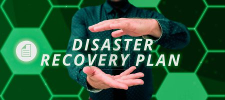 Schild zeigt Disaster Recovery Plan an, Geschäftsübersicht mit Sicherungsmaßnahmen gegen gefährliche Situation