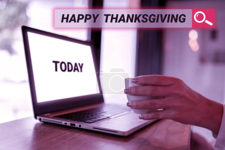 Téléchargez les photos : Texte manuscrit Happy Thanksgiving, Business concept Harvest Festival Fête nationale célébrée en novembre - en image libre de droit