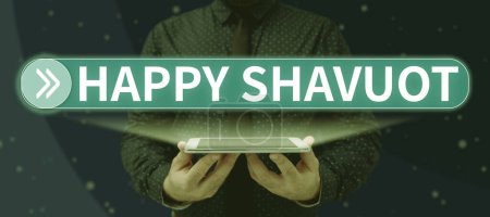 Téléchargez les photos : Légende conceptuelle Happy Shavuot, Photo conceptuelle Fête juive commémorant la révélation des Dix Commandements - en image libre de droit