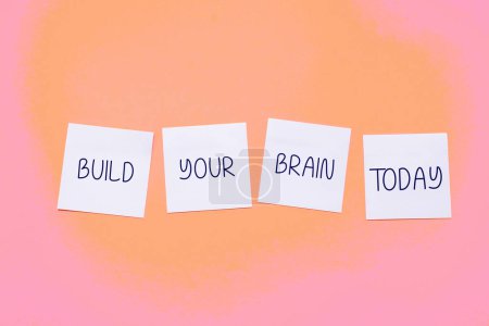 Foto de Texto que muestra inspiración Construye tu cerebro, Palabra para actividades mentales para mantener o mejorar las habilidades cognitivas - Imagen libre de derechos