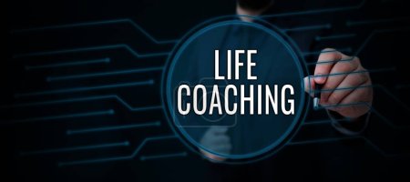 Téléchargez les photos : Texte montrant Life Coaching, Business overview Améliorer la vie par des défis Nous encourage dans nos carrières - en image libre de droit
