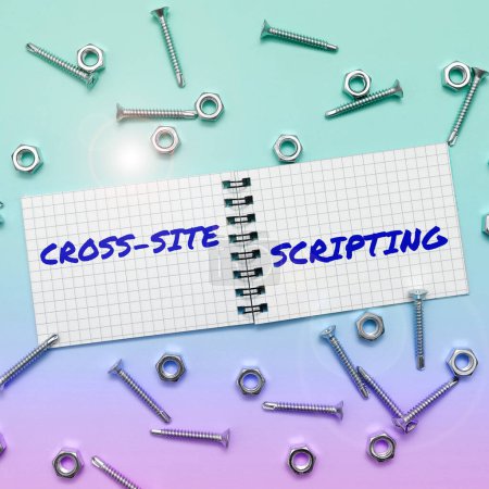 Foto de Texto de escritura a mano Cross Site Scripting, Palabra para el tipo de vulnerabilidad de seguridad que se puede encontrar en algunas aplicaciones web - Imagen libre de derechos