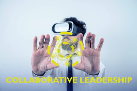 Téléchargez les photos : Légende conceptuelle Leadership collaboratif, Internet Concept les gens et les organisations travaillent à obtenir des résultats - en image libre de droit