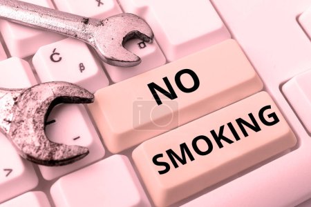 Foto de Expositor conceptual No Fumar, Visión general de negocios usando tabaco está prohibido en este lugar - Imagen libre de derechos