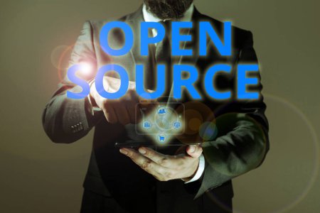 Téléchargez les photos : Signe affichant Open Source, Concept désignant un logiciel dont le code source original est disponible gratuitement - en image libre de droit