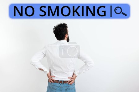 Foto de Leyenda conceptual No fumar, La palabra para usar tabaco está prohibida en este lugar - Imagen libre de derechos