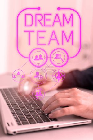 Foto de Escribir mostrando texto Dream Team, Business showcase Unidad preferida o grupo que saque lo mejor de una persona - Imagen libre de derechos