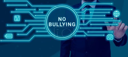 Foto de Texto de escritura No Bullying, Concepto de Internet detener el comportamiento agresivo entre los niños desequilibrio de poder - Imagen libre de derechos