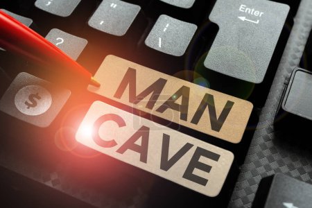 Foto de Escribir mostrando texto Man Cave, Business resumen una habitación, espacio o área de una vivienda reservada para una persona masculina - Imagen libre de derechos