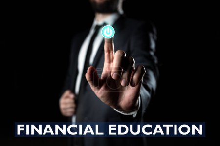Téléchargez les photos : Hand writing sign Financial Education, Business showcase Understanding Monetary areas like Finance and Investing - en image libre de droit
