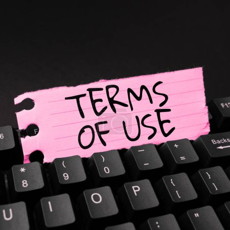 Foto de Text caption presenting Terms Of Use, Business approach Established conditions for using something Policies Agreements - Imagen libre de derechos